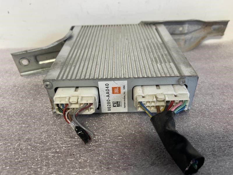 00-01 CAMRY JBL AMPLIFIER - 86280-AA040