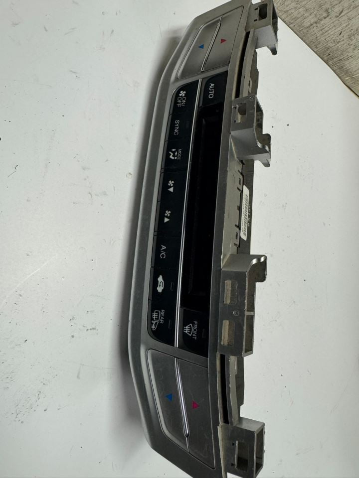 13-15 ACCORD AC Heater Temperature Climate Control - 79600 T2F A411 M1