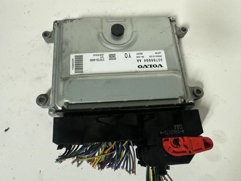 10 VOLVO S80 Engine Control Module Computer ECU ECM PCM - 30788994AA