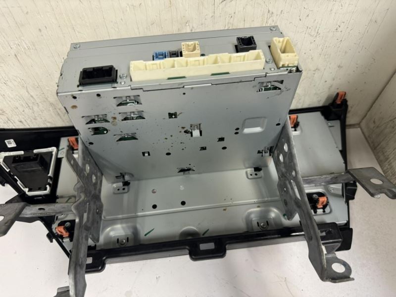 2019 CAMRY AM FM CD Radio Player Receiver  - 86140-06D20