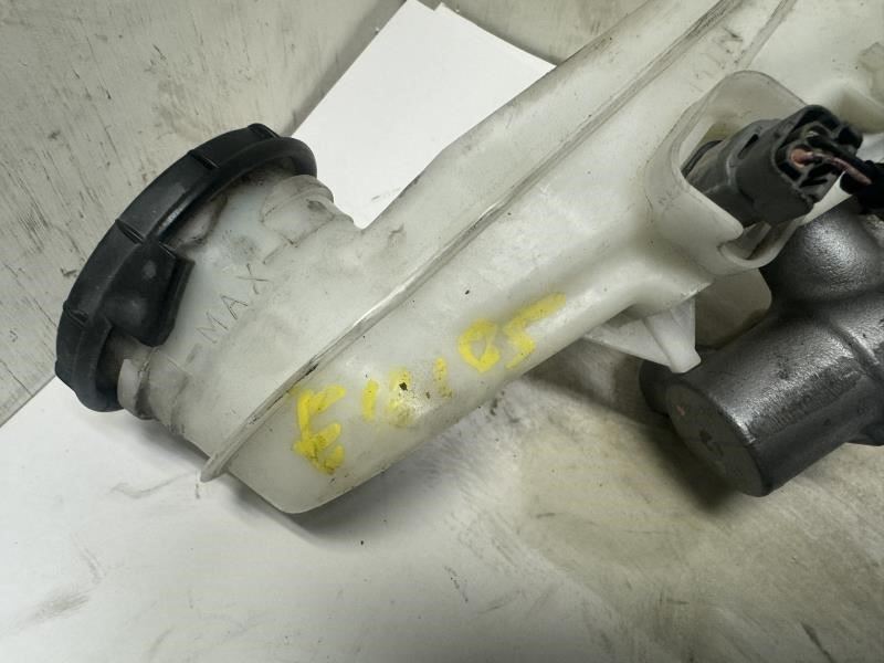 16-19 CIVIC BRAKE MASTER CYLINDER WITH RESERVOIR TANK