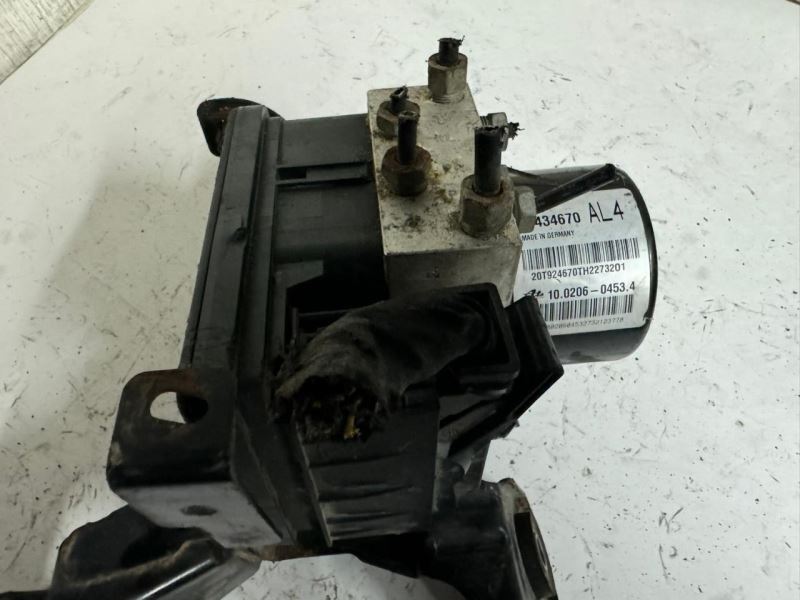 12-15 CRUZE Anti Lock Brake System ABS Pump Module  - 13434670AL4