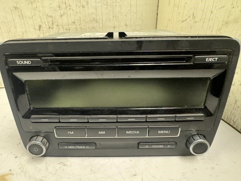 13 JETTA AM FM MP3 CD Player - 1K0 035 164 D