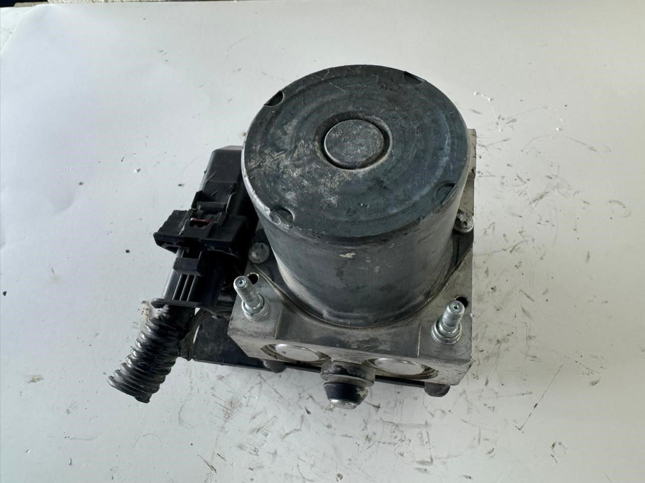 12-15 CAMARO ABS Pump Anti Lock Brake Module - 22807507
