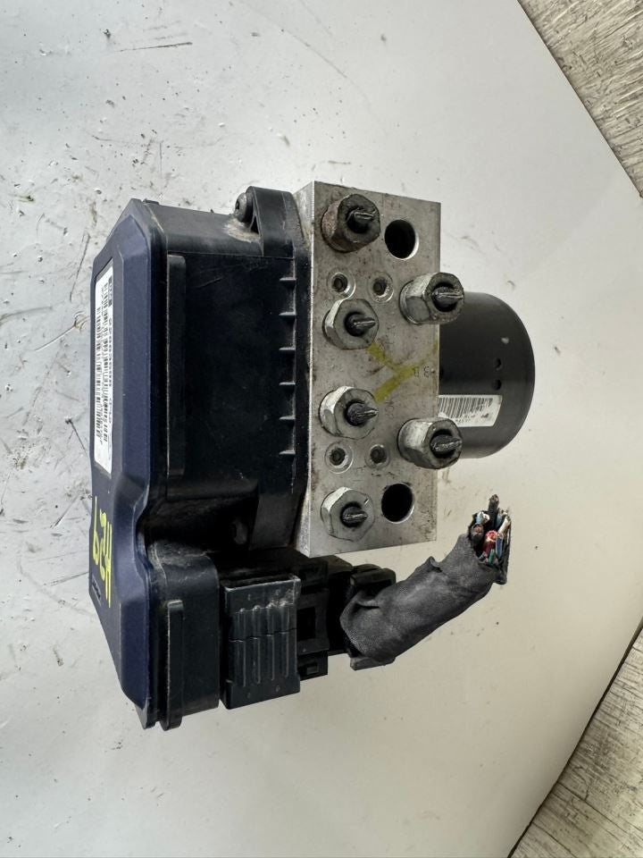 13-16 MALIBU ABS Pump Anti Lock Brake Module - 22863598