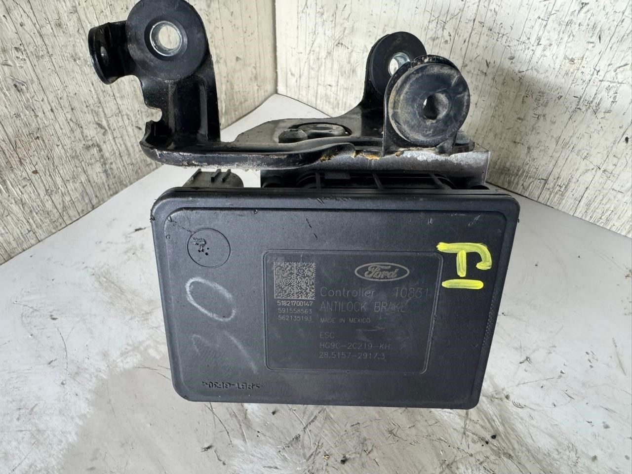17-18 FUSION ABS Pump Anti Lock Brake Module - HG9C-2B373-AH