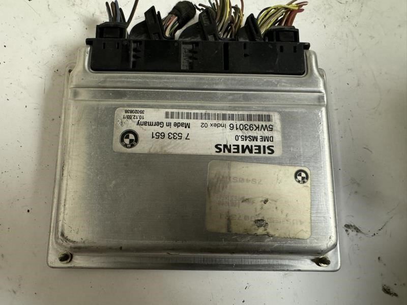 03-05 BMW Z4 Engine Control Module Computer ECU ECM PCM - 7533651