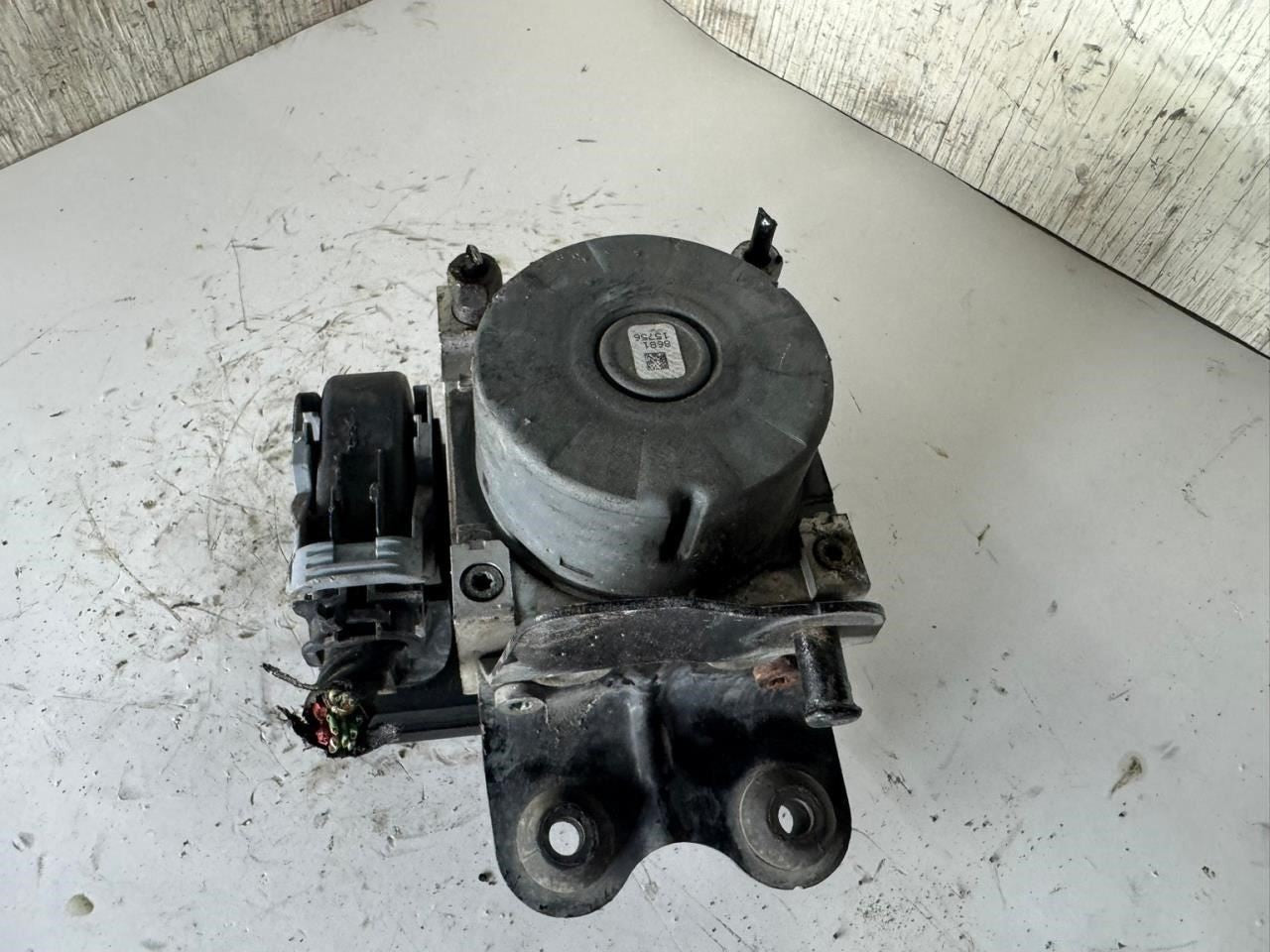 14-16 DART ABS Pump Anti Lock Brake Module - P68256902AC