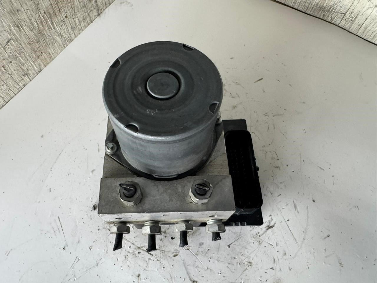 2014 ENCLAVE ABS Pump Anti Lock Brake Module - 22893247