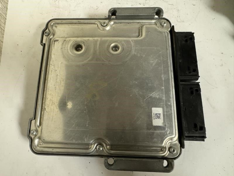 16 ESCAPE Engine Control Module Computer ECU  - FJ5A-12A650-VB; FJ5A-12B684-BA