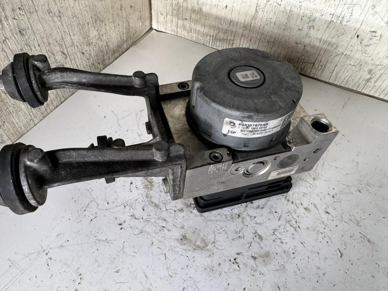 15-23 CHARGER ABS Pump Anti Lock Brake Module - P68257875AB