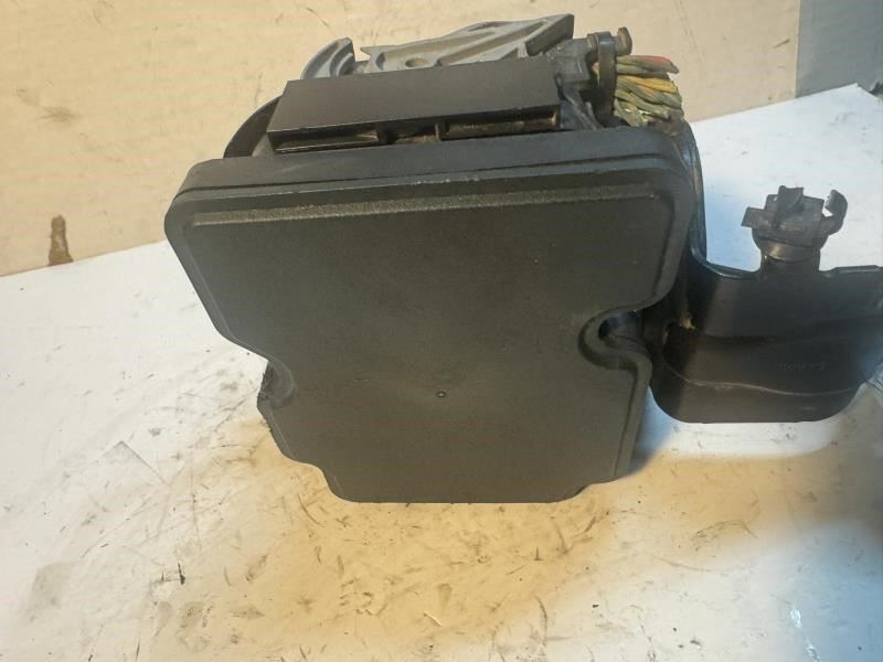 2015 CHRYSLER 200 ANTI LOCK BRAKE SYSTEM ABS PUMP MODULE- P68232470AB