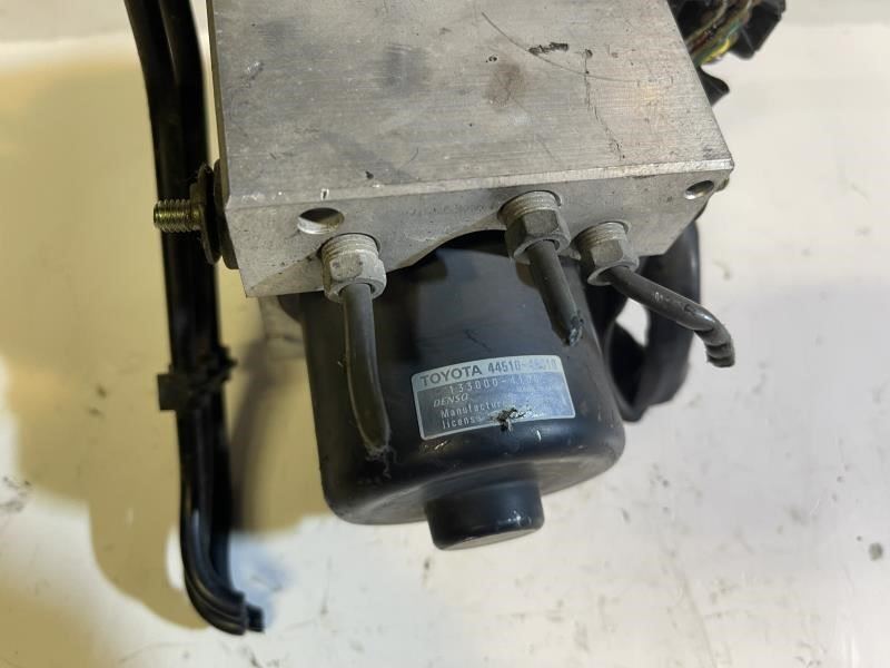 1999 LEXUS RX300 ABS ANTI LOCK BRAKE PUMP MODULE- 44510-48010