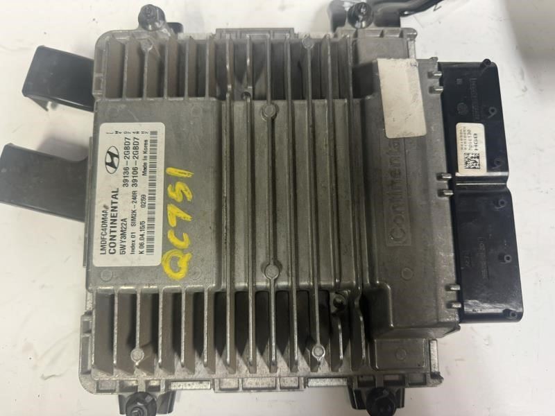 14-15 TUCSON ENGINE CONTROL MODULE COMPUTER ECU ECM- 39136-2GBD7