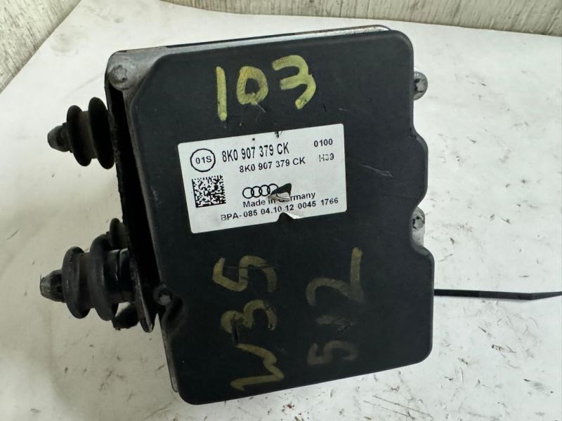 13 AUDI A4 Anti Lock Brake System ABS Pump Module  - 8K0 907 379 CK