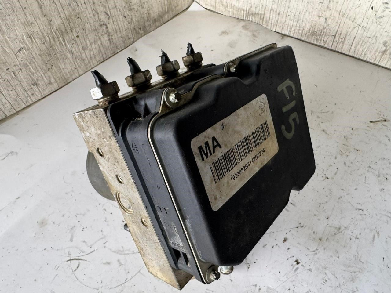 09-13 TAHOE ABS Pump Anti Lock Brake Module - 25913882