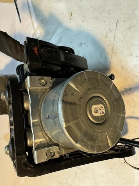2021 EQUINOX ANTI LOCK BRAKE ABS CONTROL MODULE- 84875566