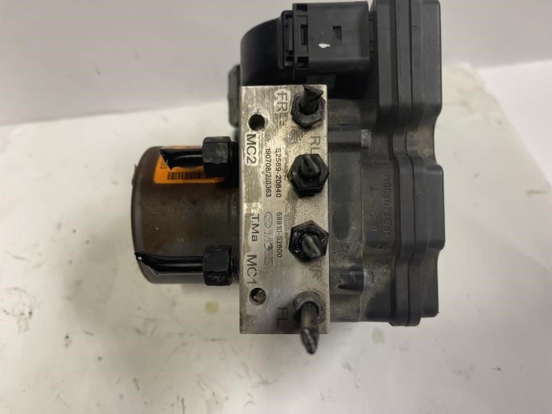 19 SANTA FE ANTI LOCK BRAKE ABS CONTROL MODULE- 58910-S2600