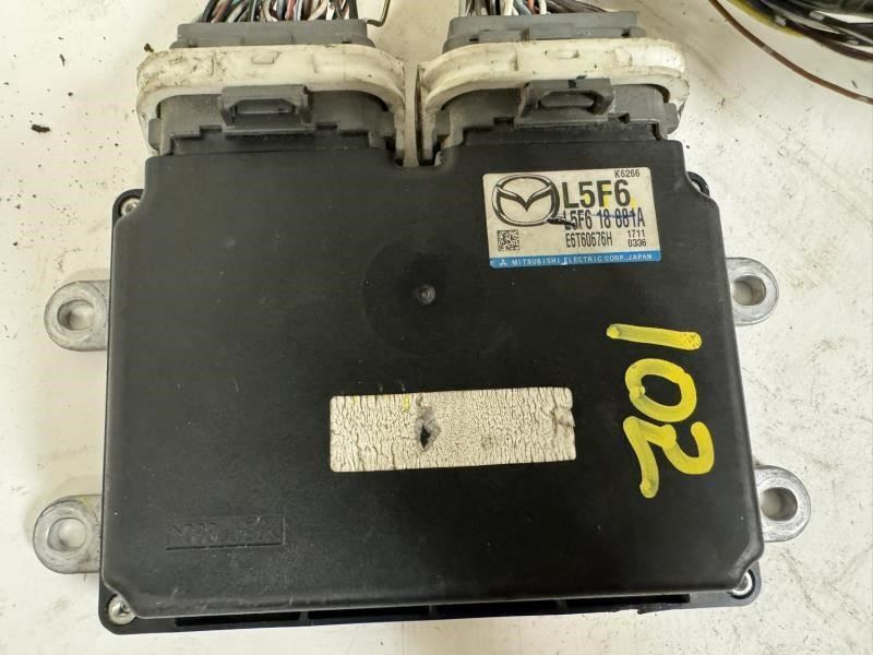 11 MAZDA CX-7 Engine Control Module Computer ECU ECM PCM - L5F6 18 881A