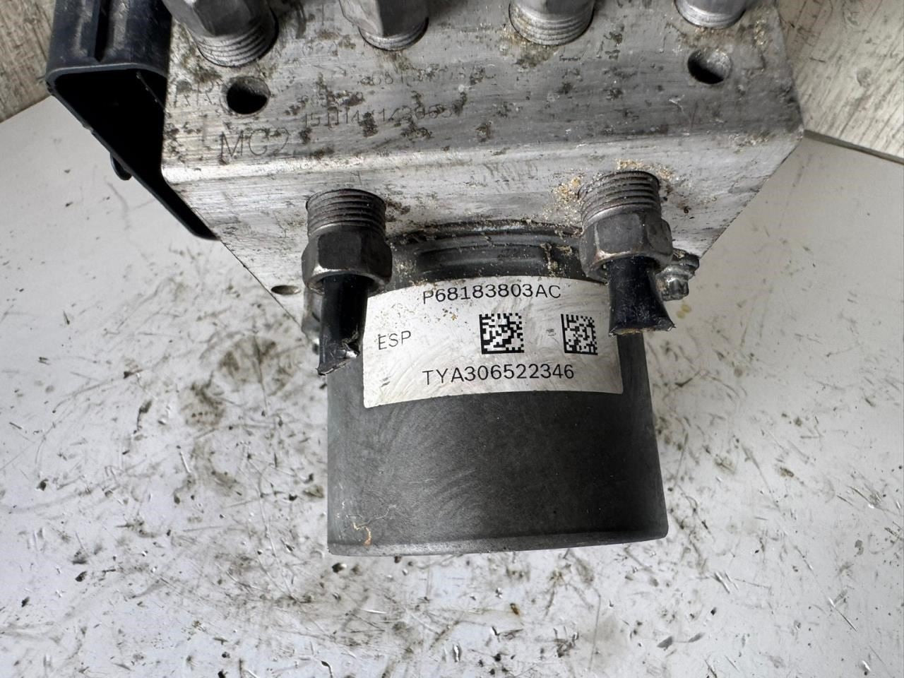 2014 CARAVAN ABS Pump Anti Lock Brake Module - P68183803AC