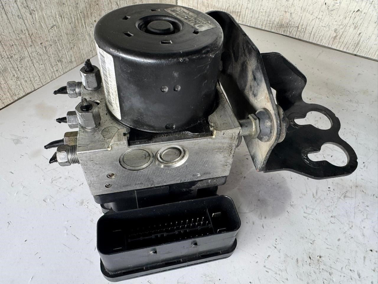 2012 AVENGER ABS Pump Anti Lock Brake Module - P68148760AA