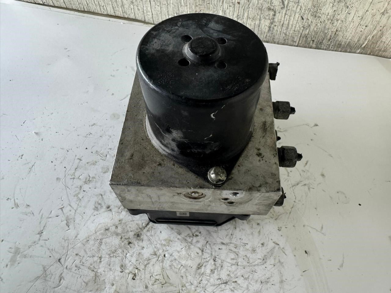 13-16 MALIBU ABS Pump Anti Lock Brake Module - 22971448