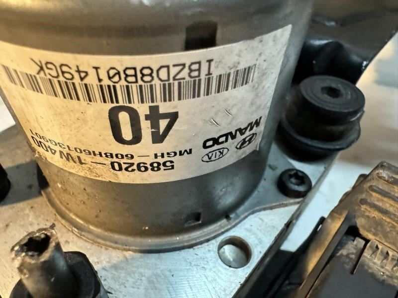 12-15 RIO ANTI LOCK BRAKE SYSTEM ABS PUMP MODULE - 58920-1W400
