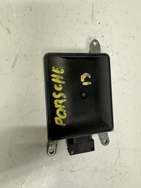 14-16 PORSCHE PANAMERA LEFT BLIND SPOT SENSOR MODULE- 97061877051