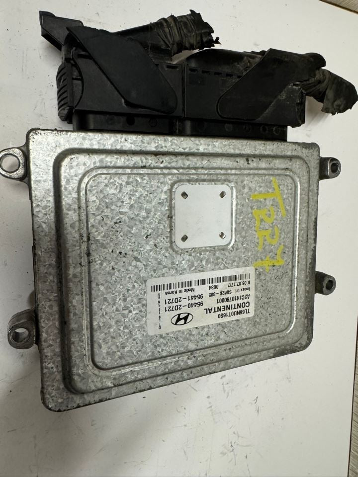 16-18 TUCSON Engine Control Module Computer ECU - 95440-2D721; 95441-2D721
