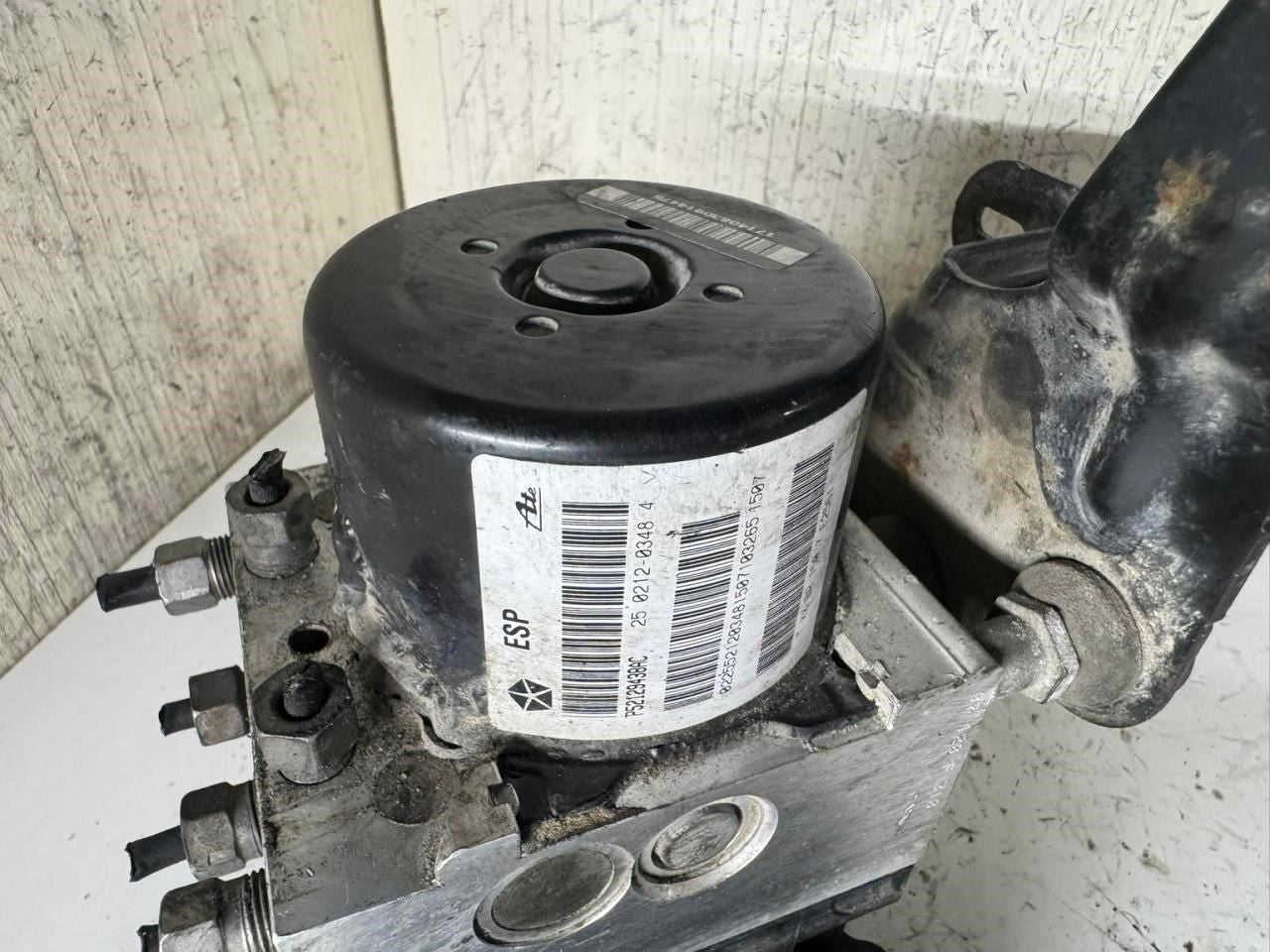 2007 LIBERTY ABS Pump Anti Lock Brake Module - P52129438AC