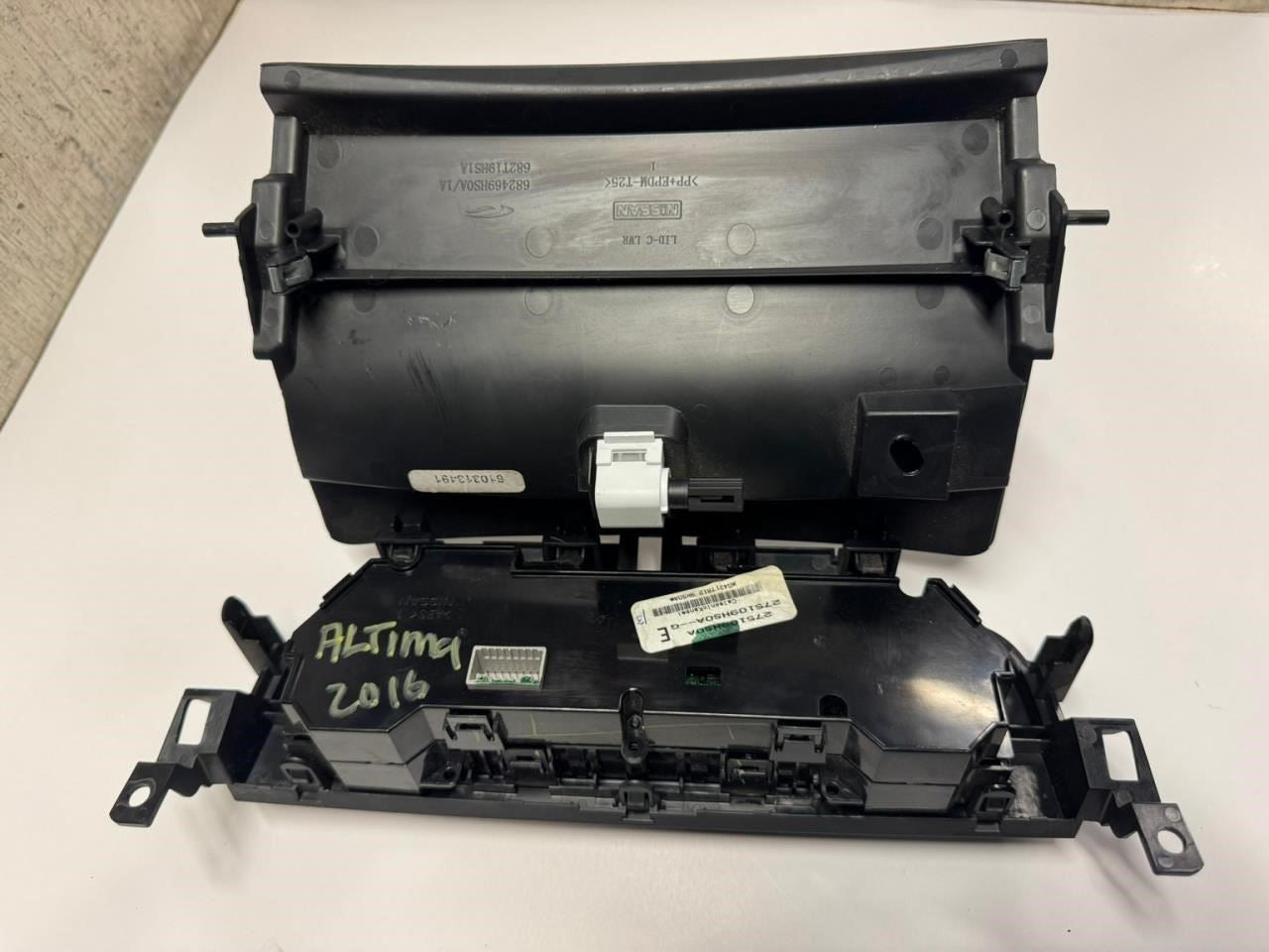16-18 ALTIMA AC Heater Climate Control Module  - 275109HS0A
