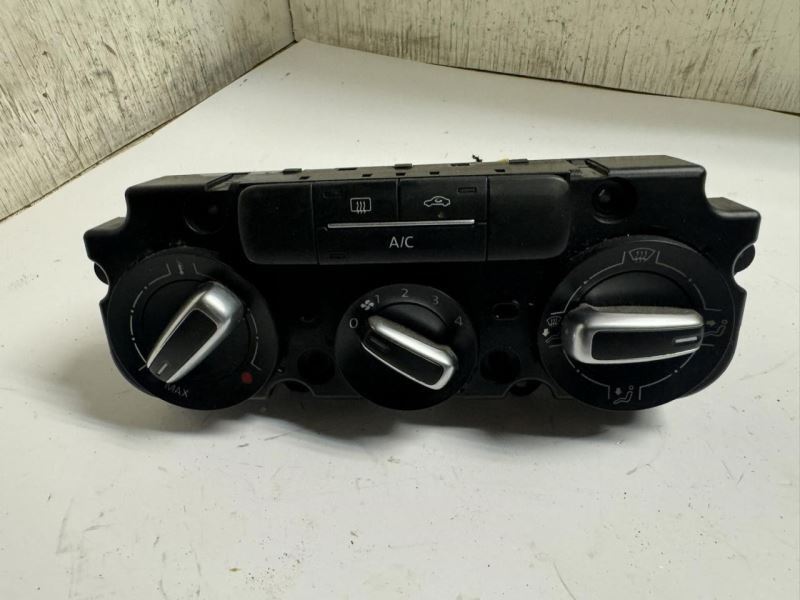 12-16 BEETLE AC Heat Climate Temperature Control - 5C0820047