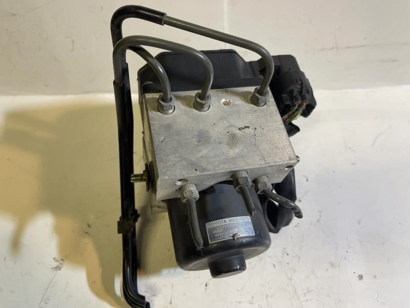 1999 LEXUS RX300 ABS ANTI LOCK BRAKE PUMP MODULE- 44510-48010