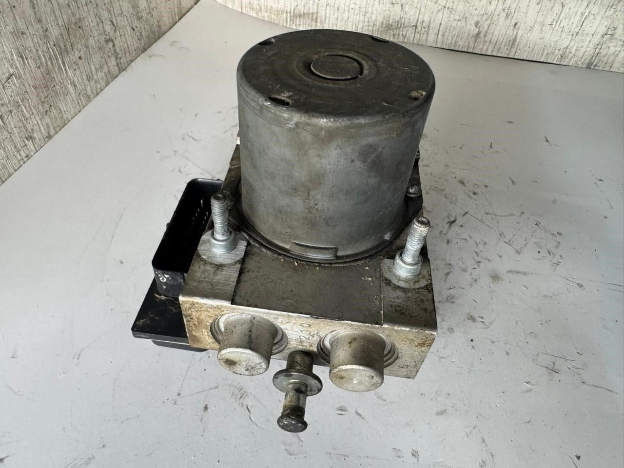 09-14 ESCALADE ABS Pump Anti Lock Brake Module - 20896905