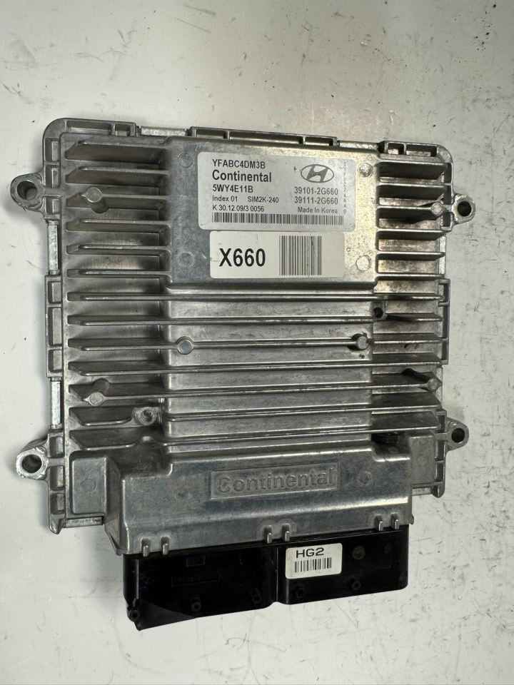 2011 SONATA Engine Control Module Computer ECU - 39101-2G660; 39111-2G660
