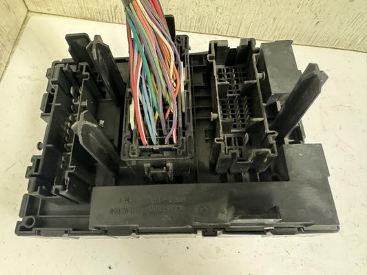  07-09 EQUINOX Fuse Box Relay Control Module  - 15947088