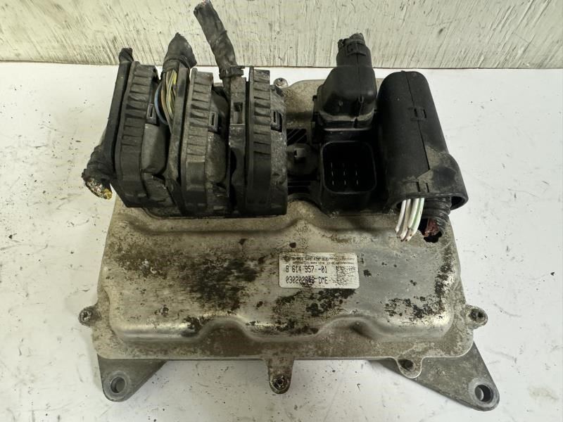 14-16 BMW X1 Engine Control Module Computer ECU ECM PCM - 8 614 957