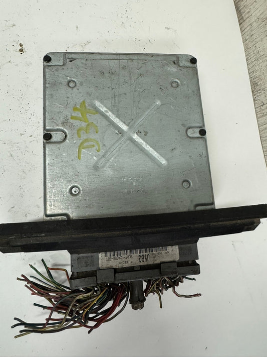 01 ESCAPE Engine Control Module Computer ECU ECM PCM - YL8F-12A650-ZD