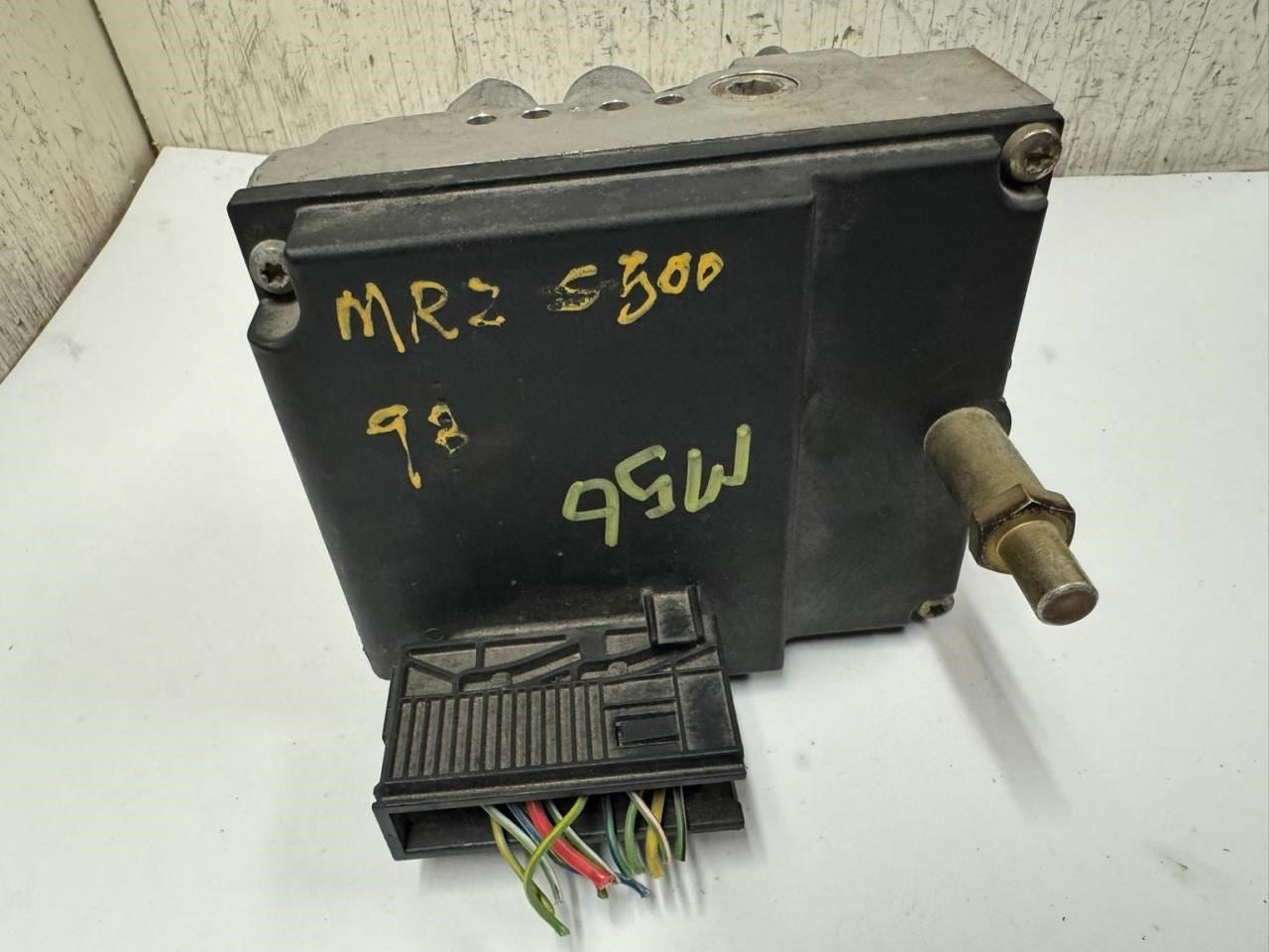 1996 E320 ABS Pump Anti Lock Brake Module - 0 265 217 007