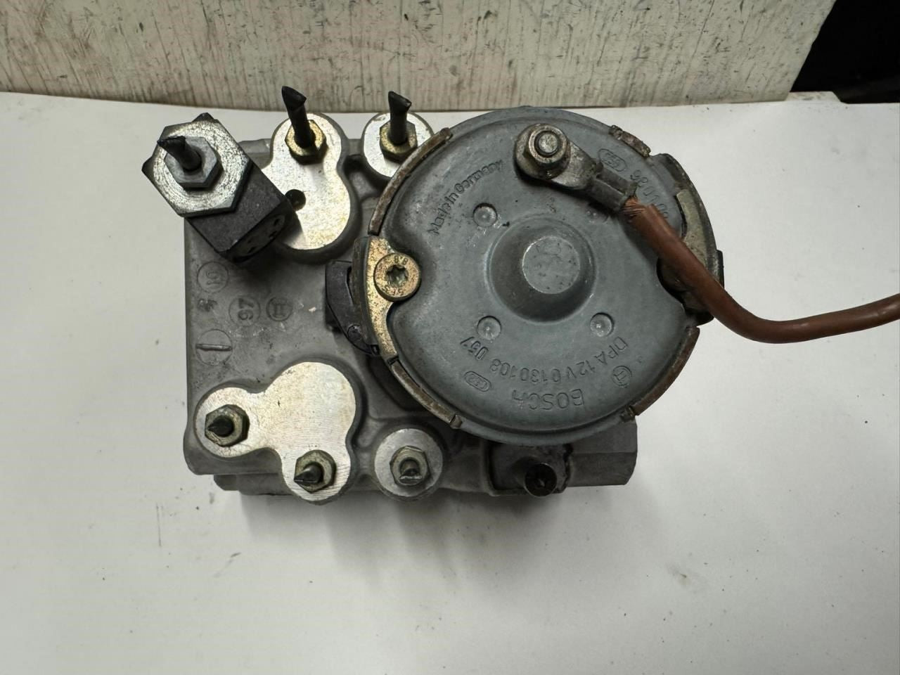 1996 E320 ABS Pump Anti Lock Brake Module - 0 265 217 007