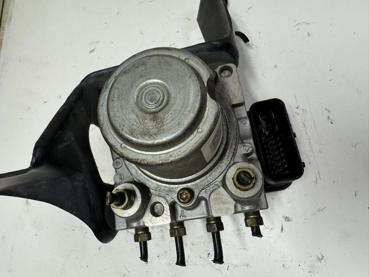 05-07 ACCORD ABS Pump Anti Lock Brake Module - SDAA2