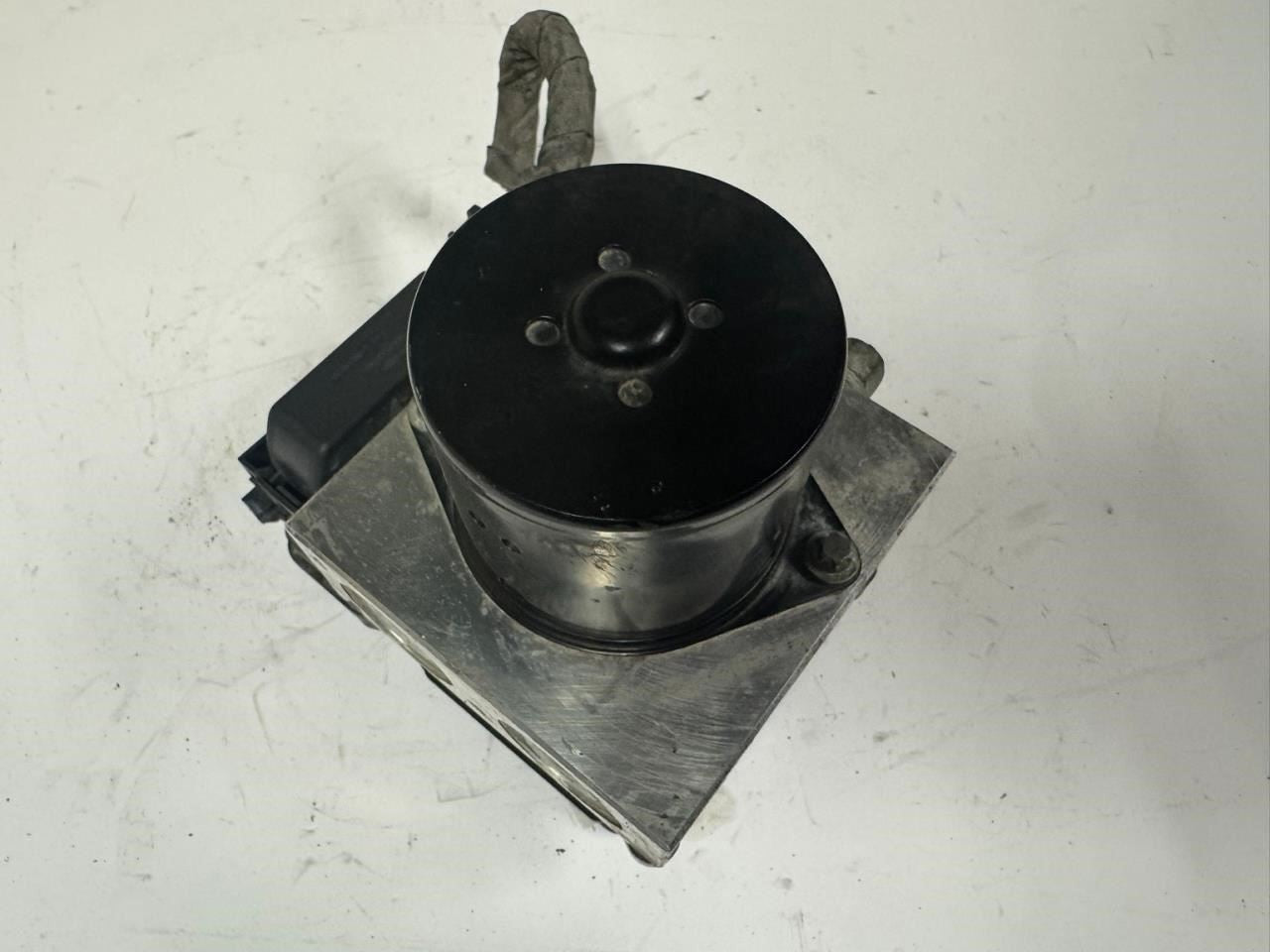 13-16 MALIBU ABS Pump Anti Lock Brake Module - 22863598