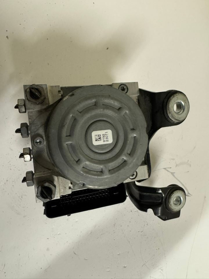 17-18 FUSION ABS Pump Anti Lock Brake Module - HG9C-2B373-AH