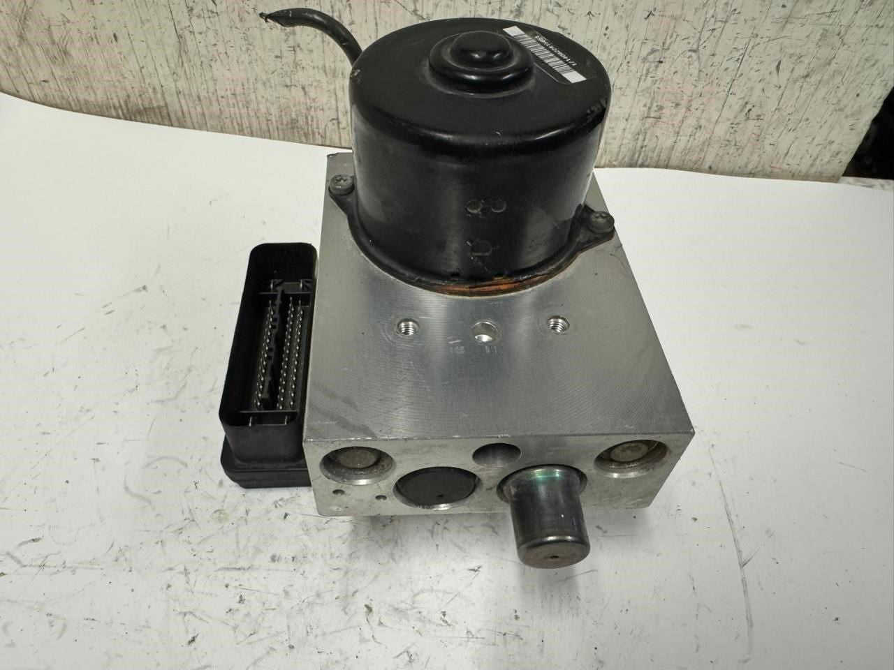 04-05 INFINITI QX56 ABS Pump Anti Lock Brake Module - 47660 ZC000
