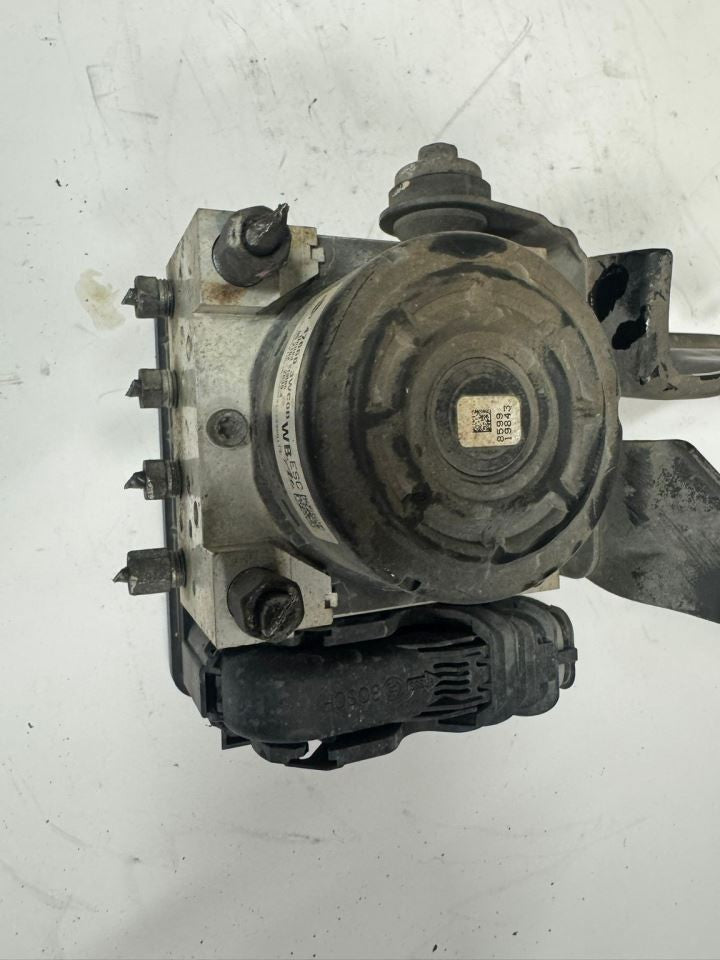 14-19 VERSA ABS Pump Anti Lock Brake Module - 47660 3WC0B