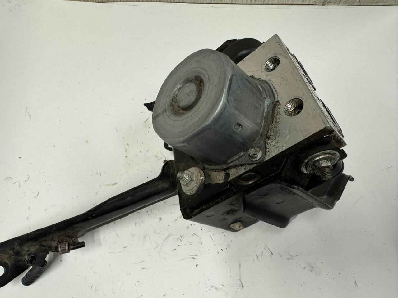 13-14 IMPREZA ABS Pump Anti Lock Brake Module - 269 529; 27536FJ190