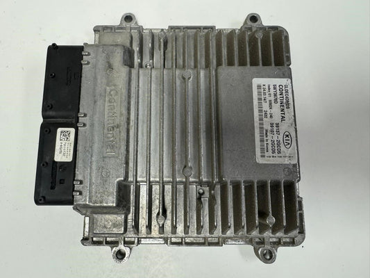 14-16 SPORTAGE Engine Control Module Computer ECU - 39137-2GCD5; 39107-2GCD5