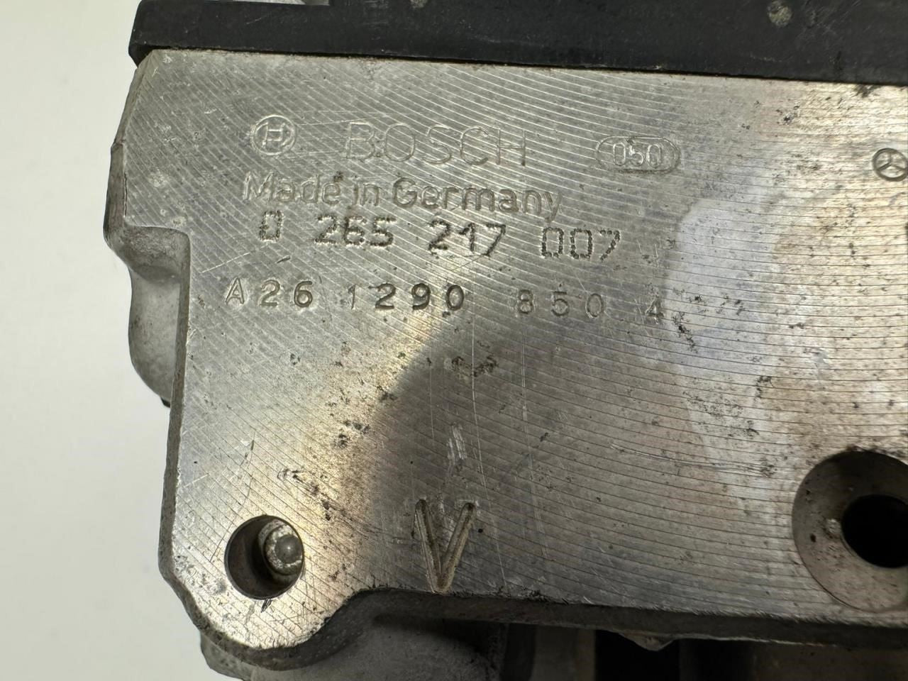 1996 E320 ABS Pump Anti Lock Brake Module - 0 265 217 007