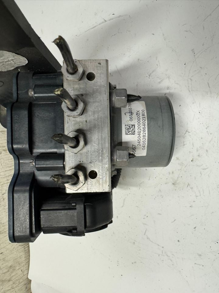 17 CRUZE ABS Pump Anti Lock Brake Module - 39064667