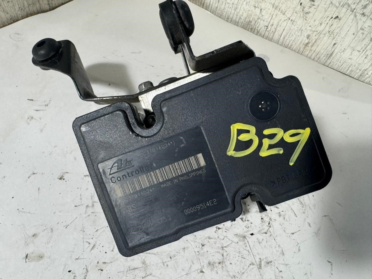 06-10 MAZDA 5 ABS Pump Anti Lock Brake Module - 5N61-2M110-AC
